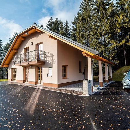 Holiday Home With Hot Tub And Sauna Sabina Rovte Esterno foto