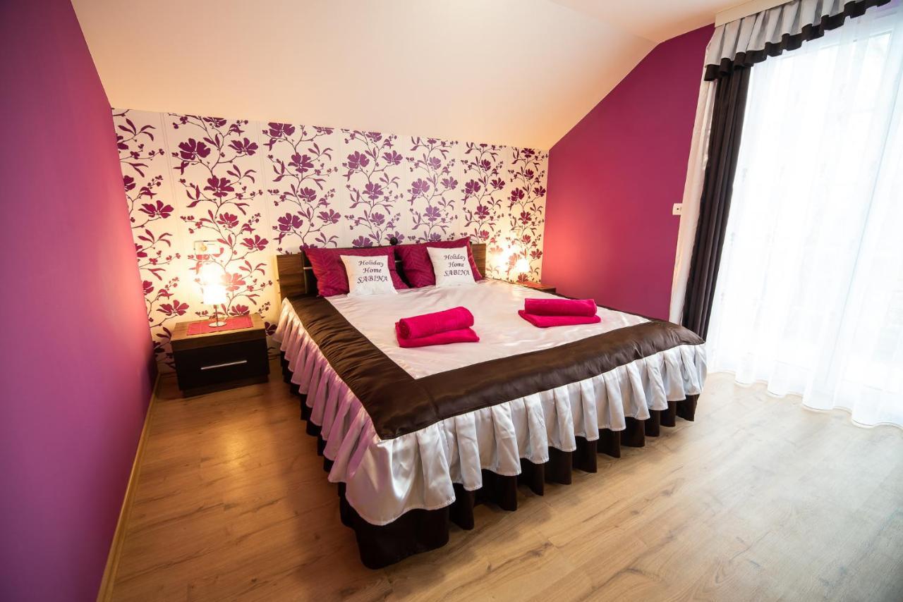 Holiday Home With Hot Tub And Sauna Sabina Rovte Esterno foto