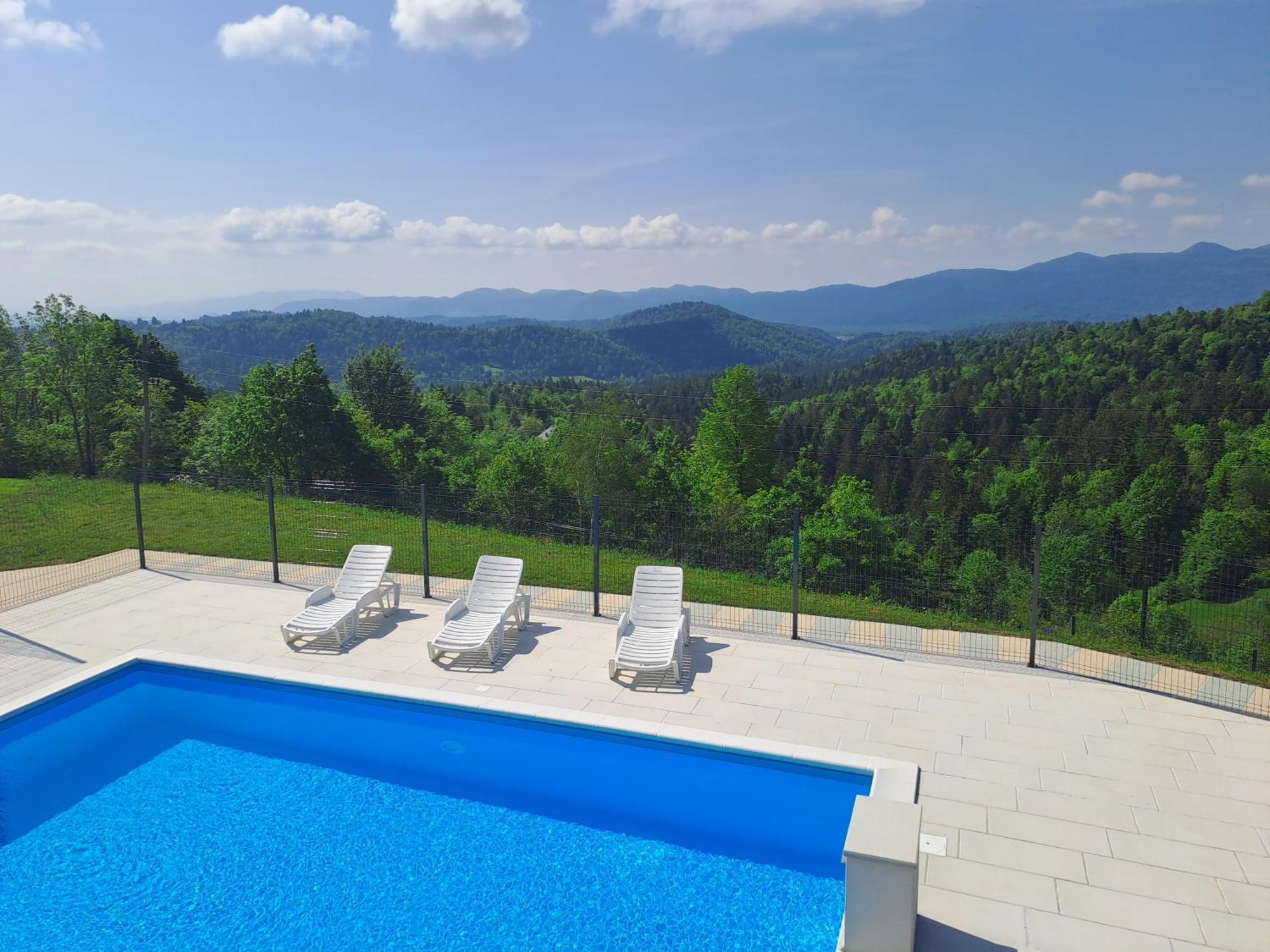 Holiday Home With Hot Tub And Sauna Sabina Rovte Esterno foto