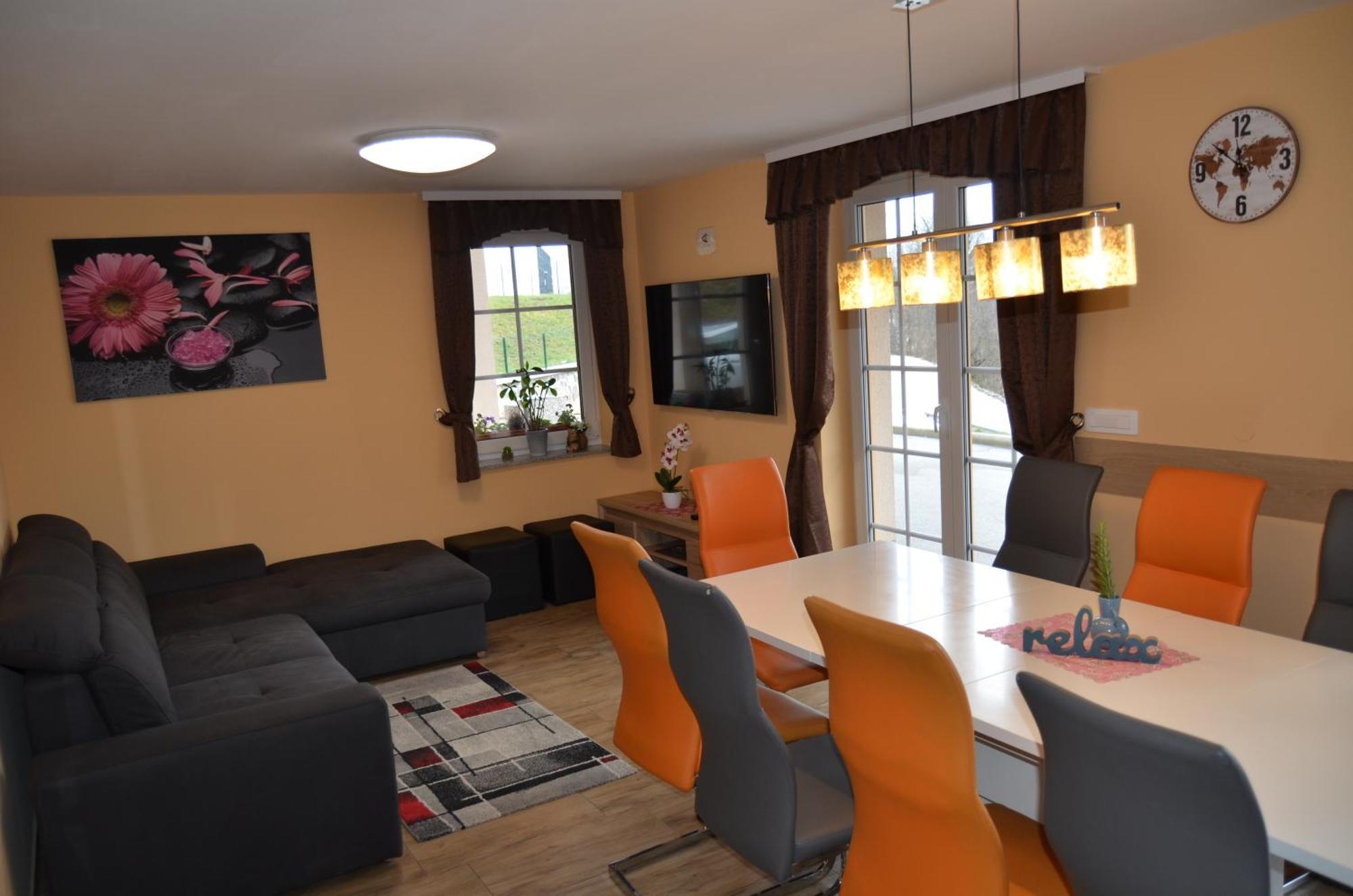 Holiday Home With Hot Tub And Sauna Sabina Rovte Esterno foto