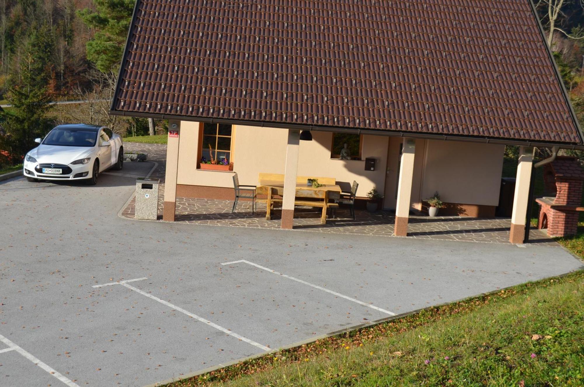 Holiday Home With Hot Tub And Sauna Sabina Rovte Esterno foto
